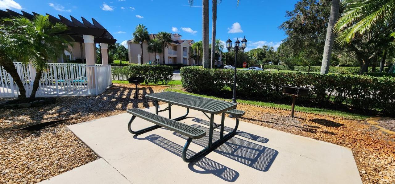 Right Direction Rentals Port St. Lucie Екстер'єр фото